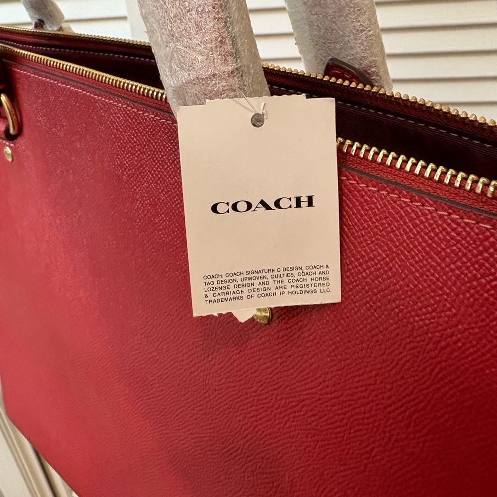 Authentic Coach Gallery Tote Red Apple Leather – NWT Style 79608 - Picture 3 of 8